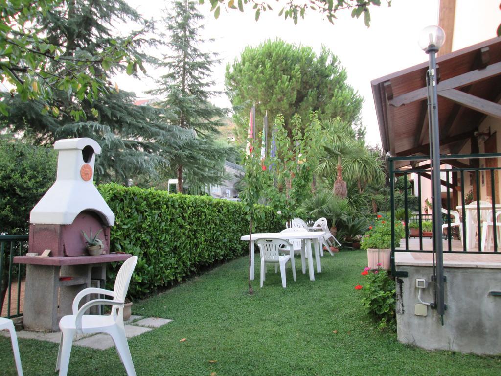 B&B Le Begonie Ascoli Piceno Esterno foto